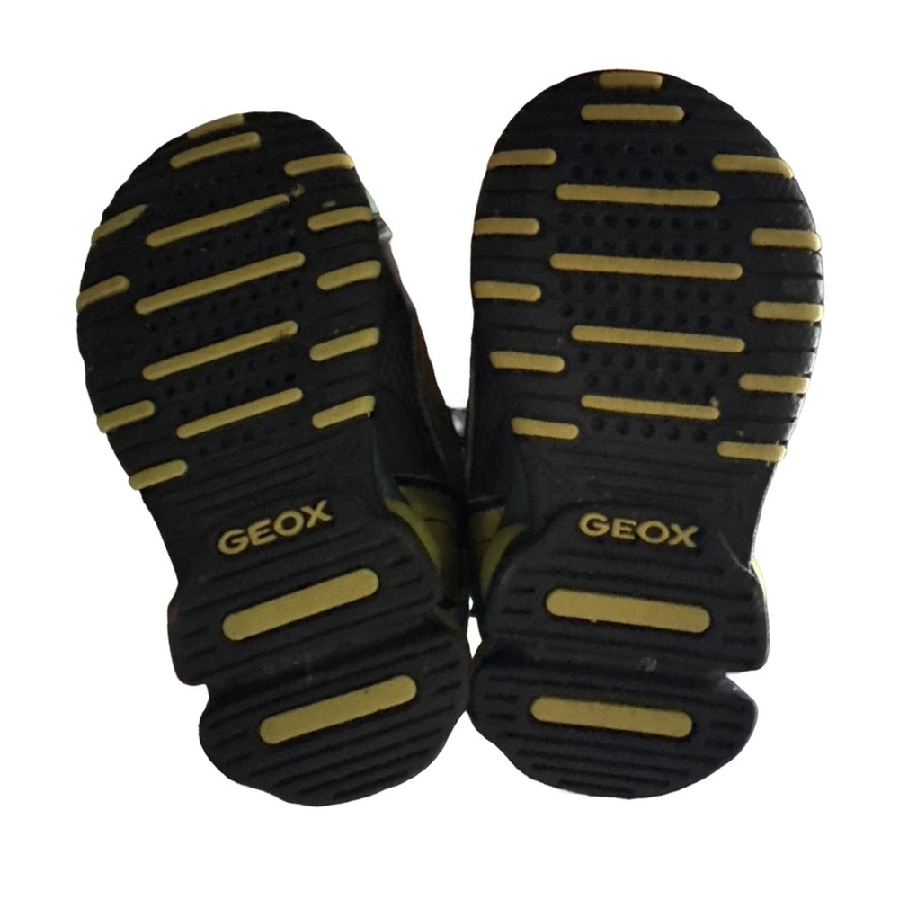 GEOX Kids Hulk Themed Black and Green Shoes - 5 1/2 - Picture 5 of 5
